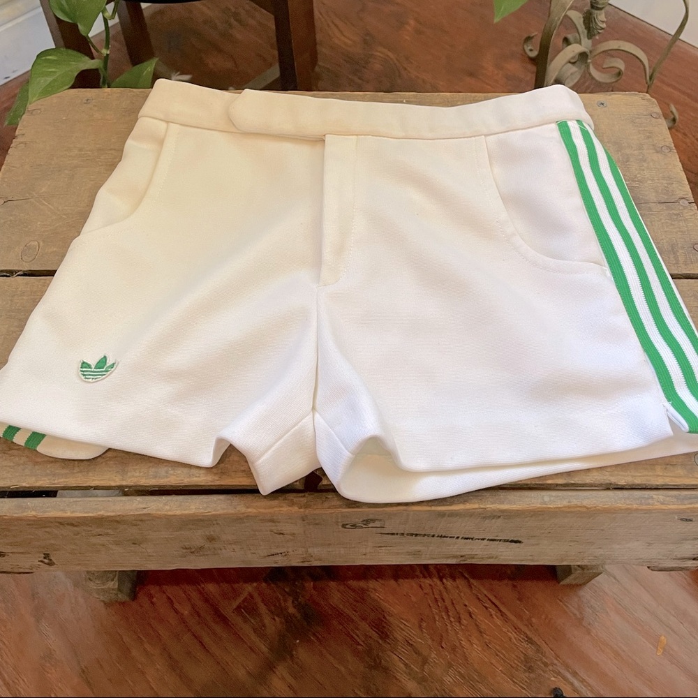 Vintage adidas originals shorts